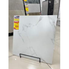 Porcelanato Retificado Marmo douro 70 acetinado 70x70 Esmaltado Act Delta 